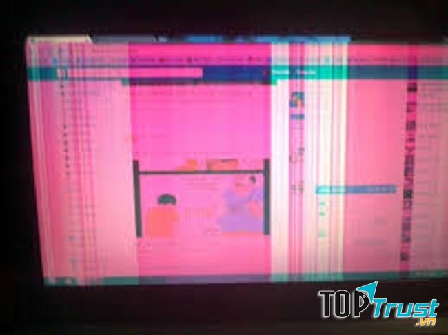 Màn hình bị đổi màu