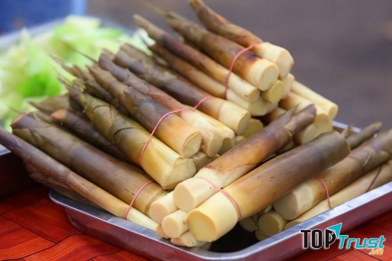 Măng đắng ngàn me