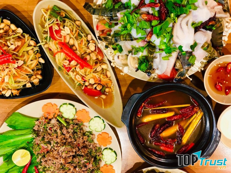 Mango Story Saigon sẽ﻿ được phục vụ tất cả các món ăn và tráng miệng cực ngon