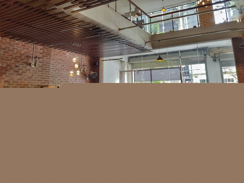 Không gian bên trong Marron Coffee