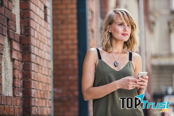 Mặt dây chuyền Bellabeat Leaf