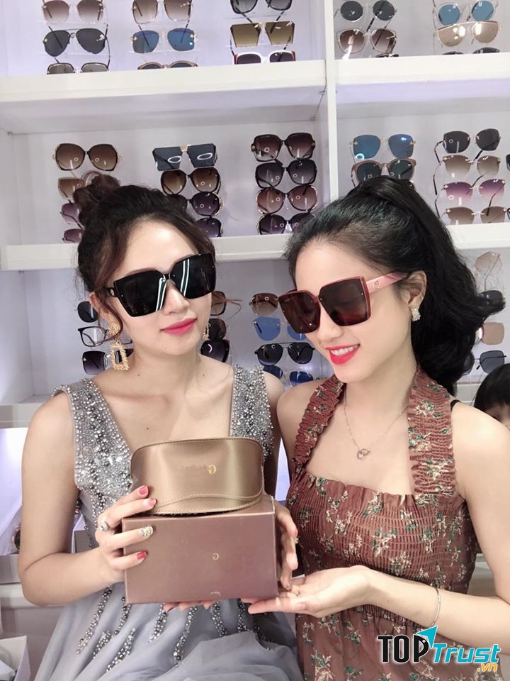 Mắt Kính 169