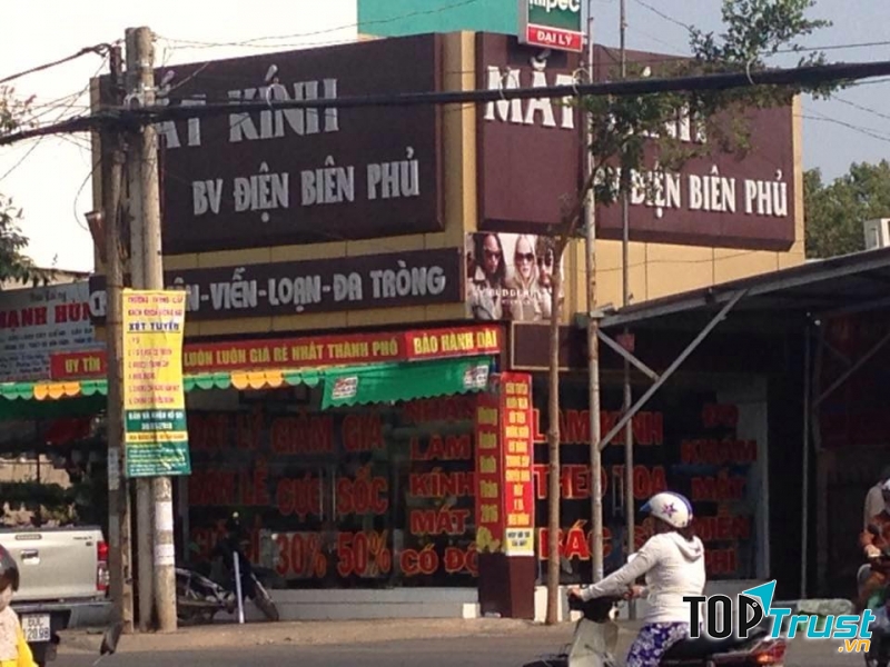 Mắt Kính Điện Biên Phủ