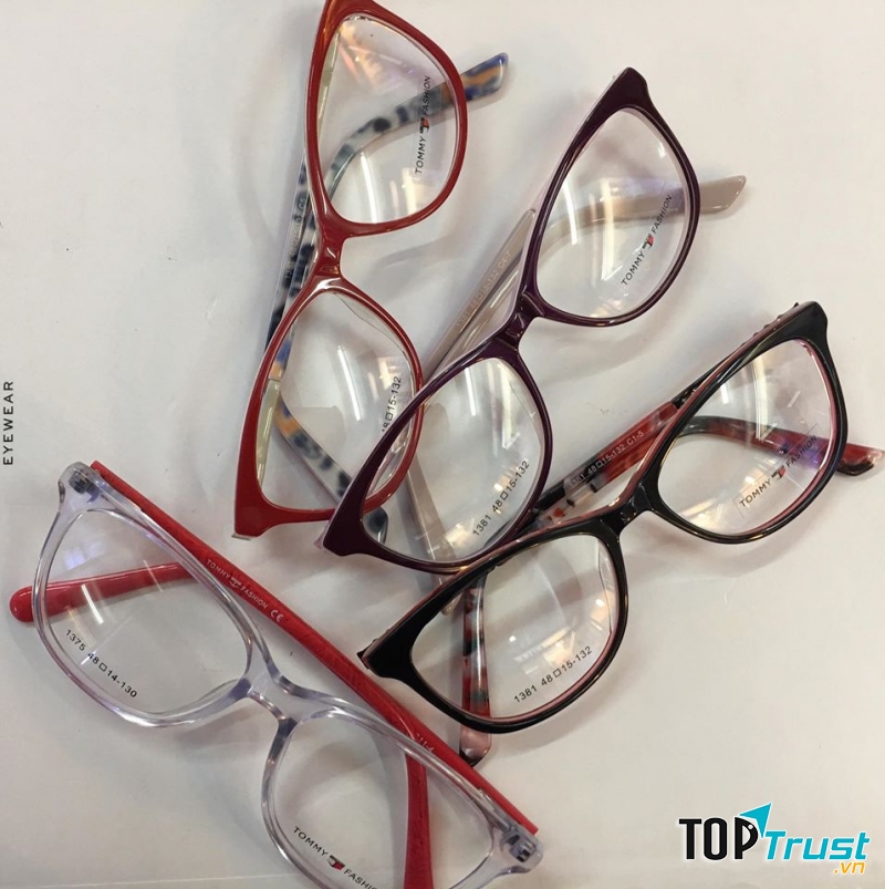 Mắt kính Quang Sài Gòn