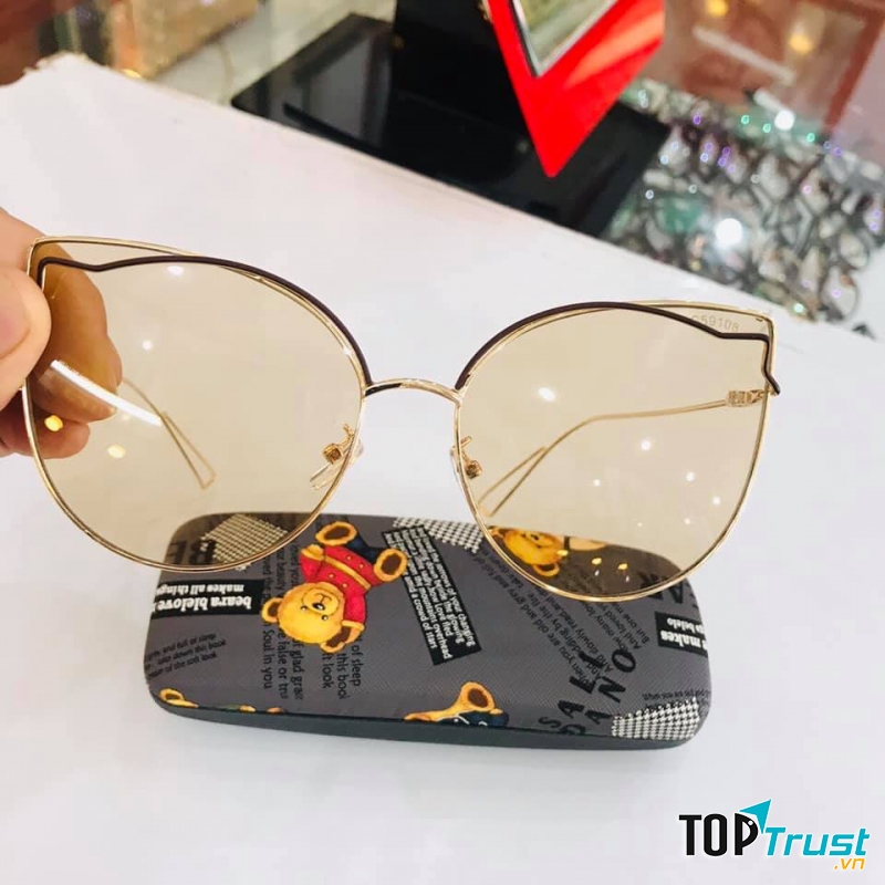 Mắt kính Sài Gòn