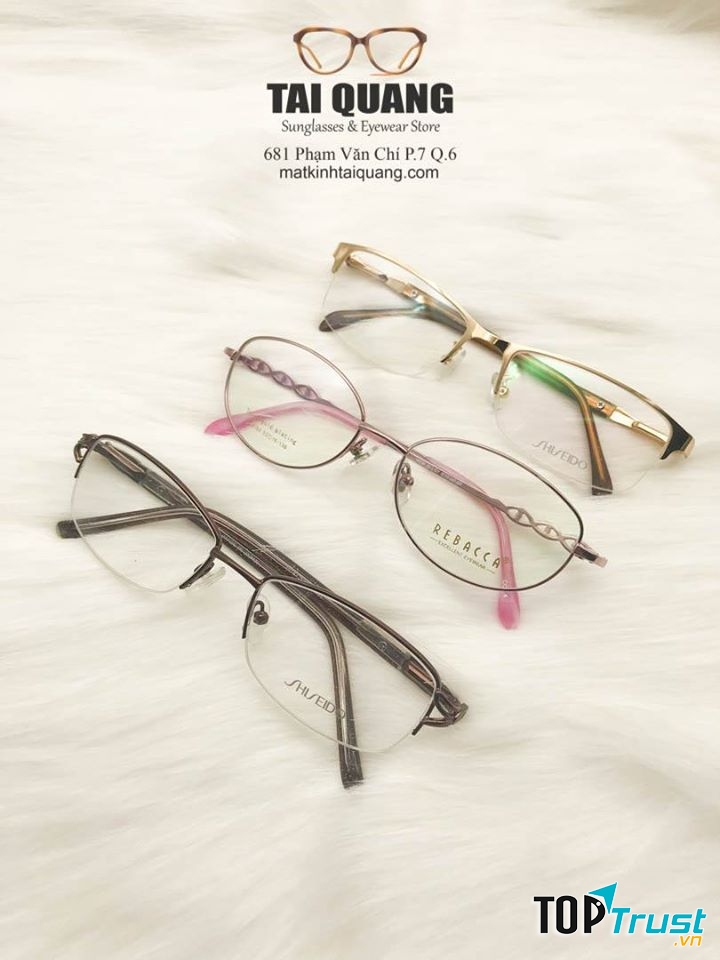 Mắt kính Tái Quang