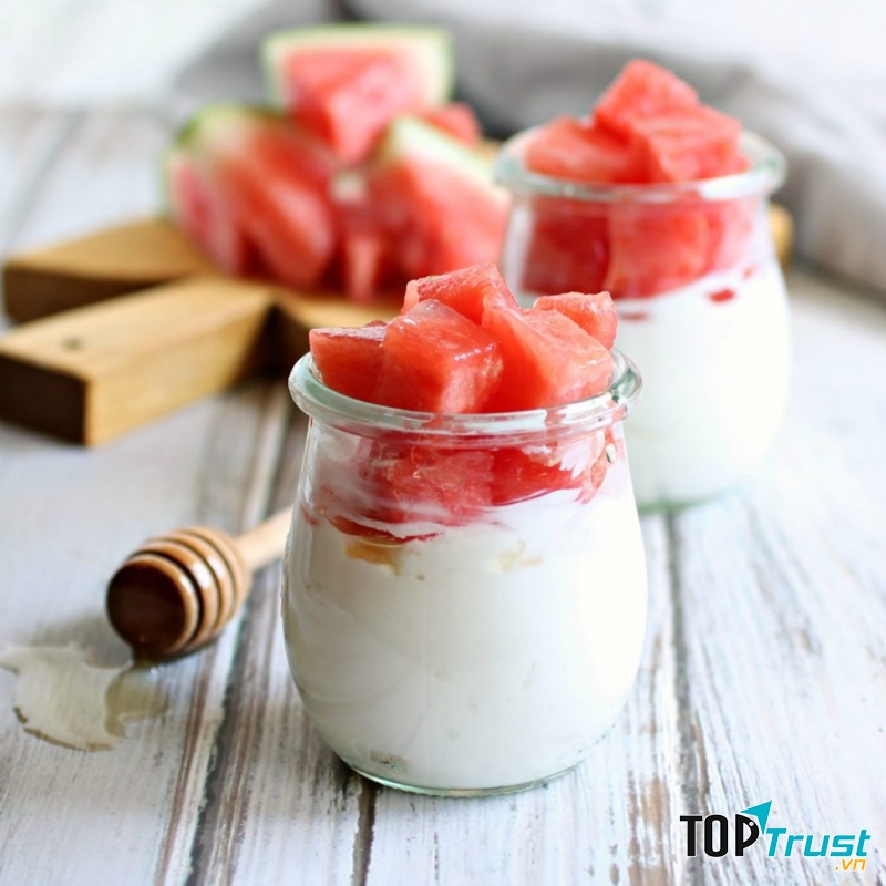 Mặt nạ dưa hấu và sữa chua