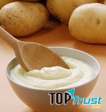 Mặt nạ khoai tây với sữa tươi không đường