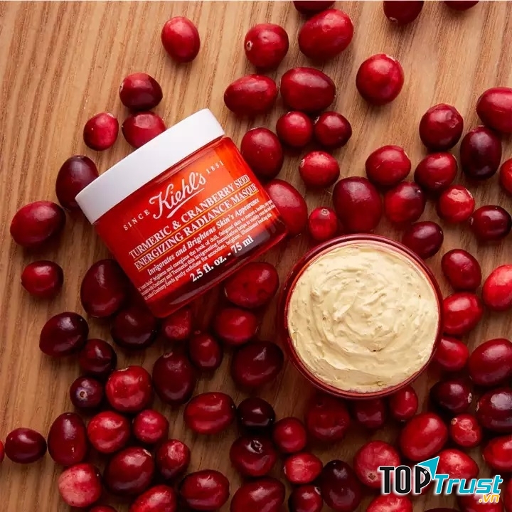 Kiehl’s Turmeric & Cranberry Seed Energizing Radiance Masque