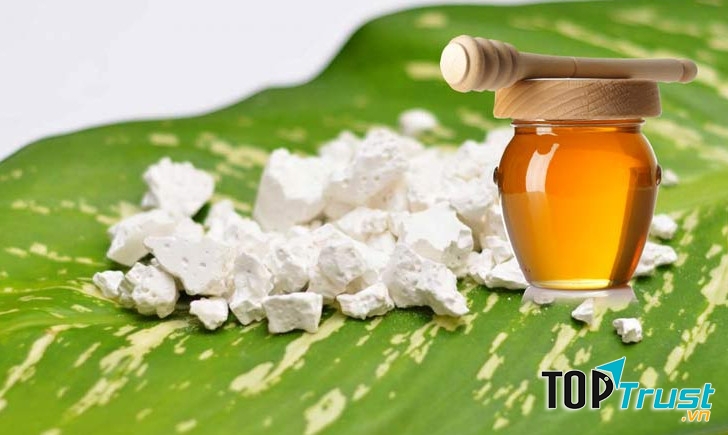 Mặt nạ mật ong và bột sắn dây