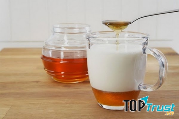 Mặt nạ mật ong, sữa tươi