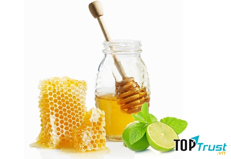 Mặt nạ trị tàn nhang và thâm nám từ nguyên liệu tự nhiên.