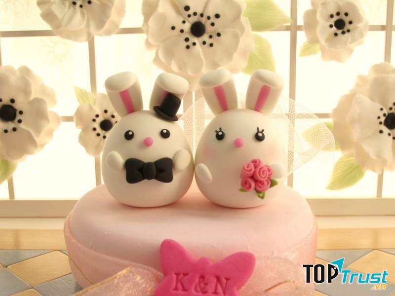 Mẫu bánh cưới trang trí bộ đôi thỏ dễ thương khiến nhiều gặp đôi yêu thích!