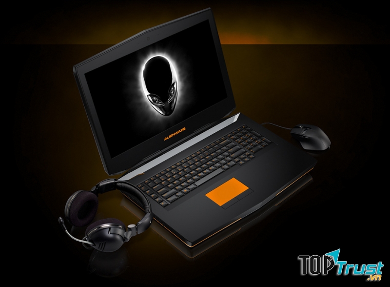 Alienware 18 – Giá 3.600 USD