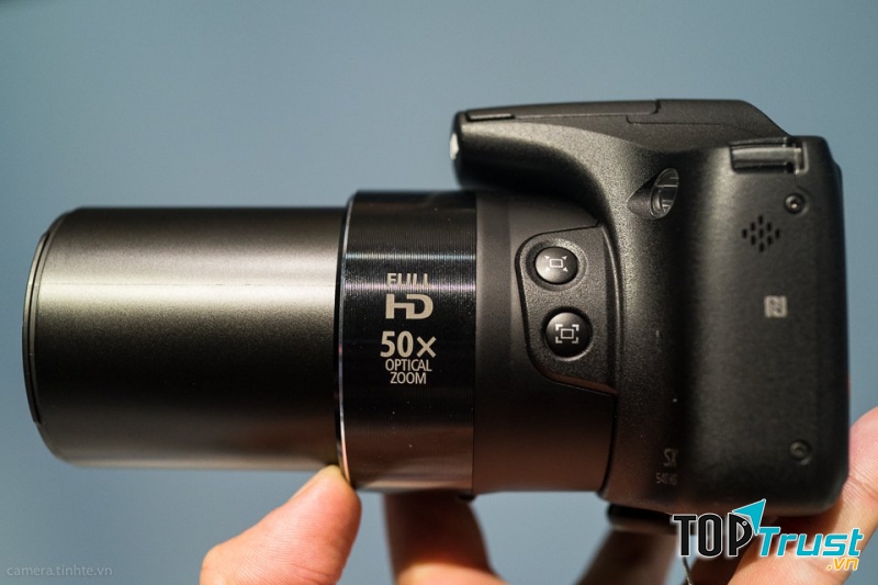 Canon PowerShot SX540 HS tích hợp phạm vi zoom 50x hàng đầu từ 24 đến 1200 mm