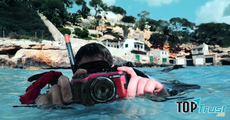 Máy ảnh Olympus Tough TG-5