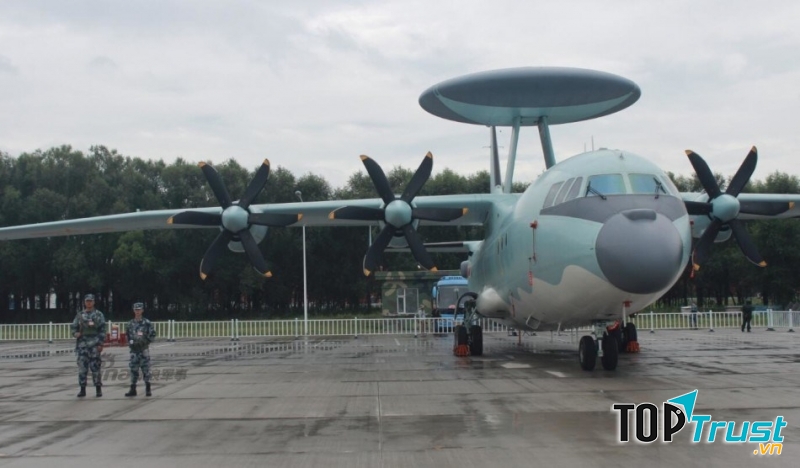 Máy bay cảnh báo sớm Kongjing-2000.