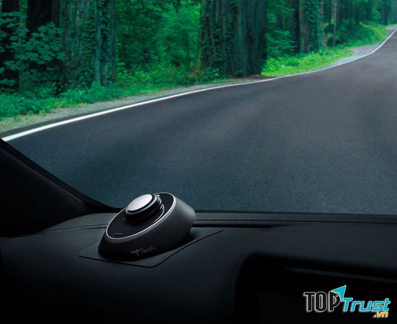 Máy lọc không khí CleanFly M1