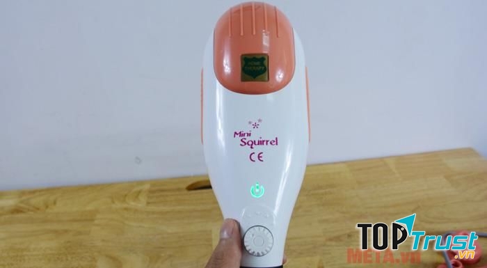 Máy massage cầm tay toàn thân mini Squirrel V-555 (