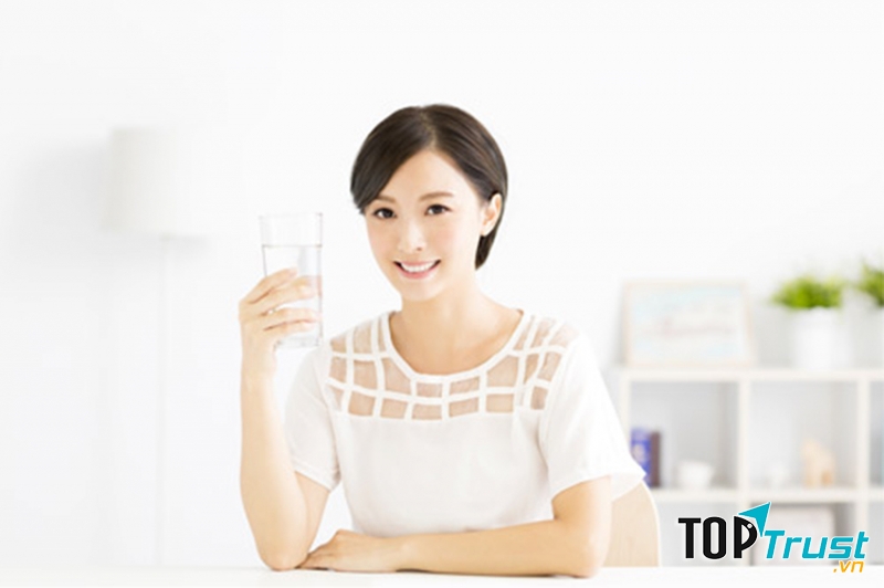 Máy nóng lạnh tích hợp lọc nước R.O Asanzo ASZ-01HC cho bạn li nước ngon lành