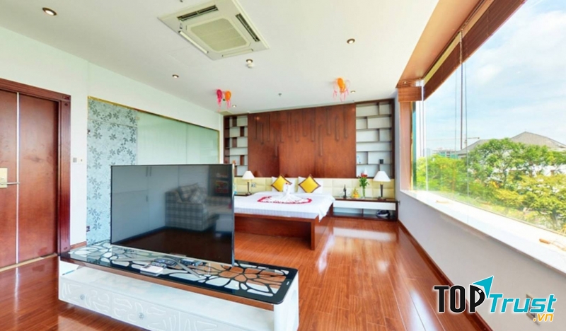 Khách sạn Mayfair Hotel & Apartment Đà Nẵng