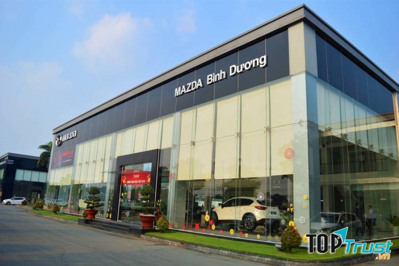 Showroom Mazda Bình Dương