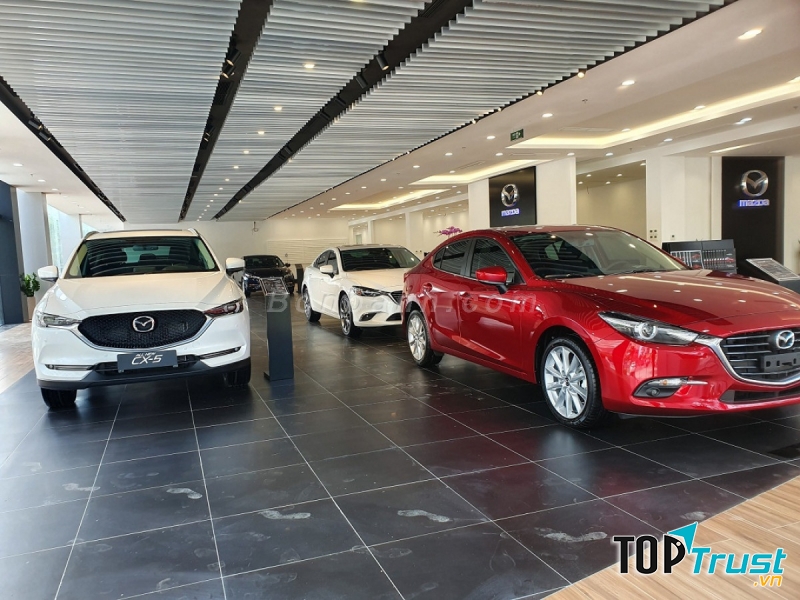  Showroom Mazda Tân Sơn Nhất