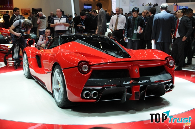Ferrari LaFerrari (1,6 triệu USD - 35,6 tỷ VNĐ)