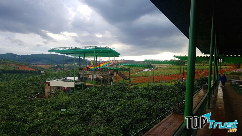 Mê Linh Coffee Garden