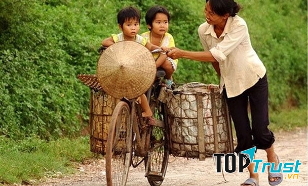 Mẹ! Người vun vén gia đình em