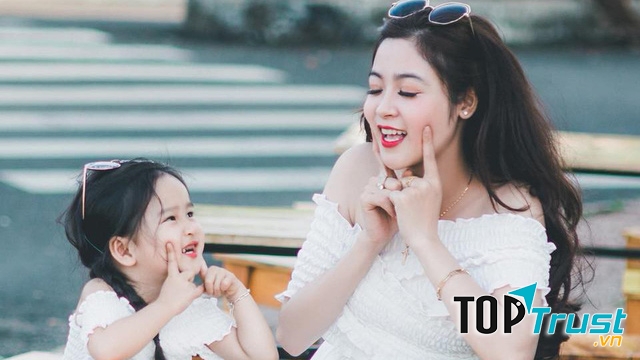 Mẹ yêu thương em hơn yêu cuộc sống