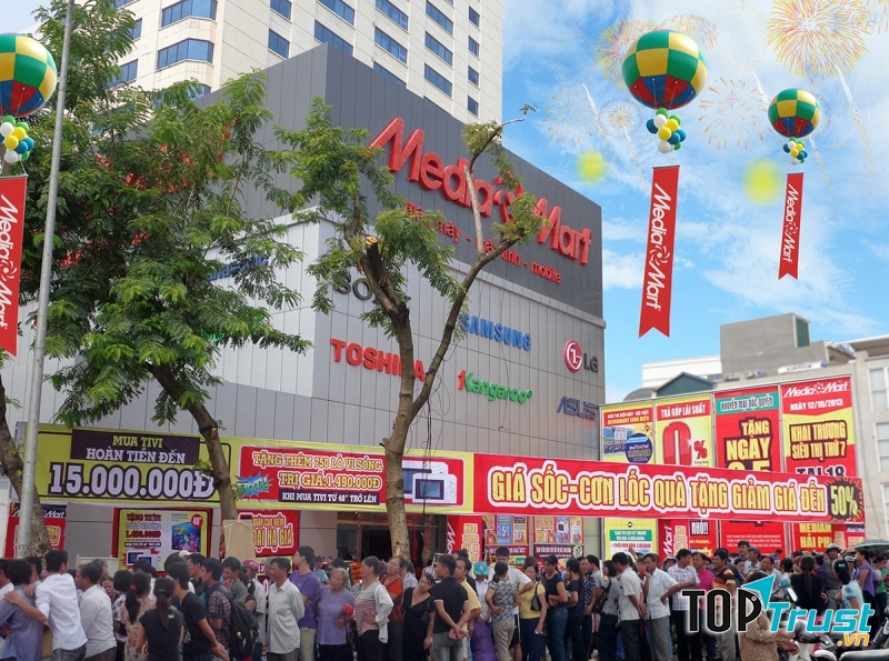 Công ty cổ phần Media Mart Việt Nam là một trong những công ty kinh doanh siêu thị điện máy hàng đầu tại Việt Nam.