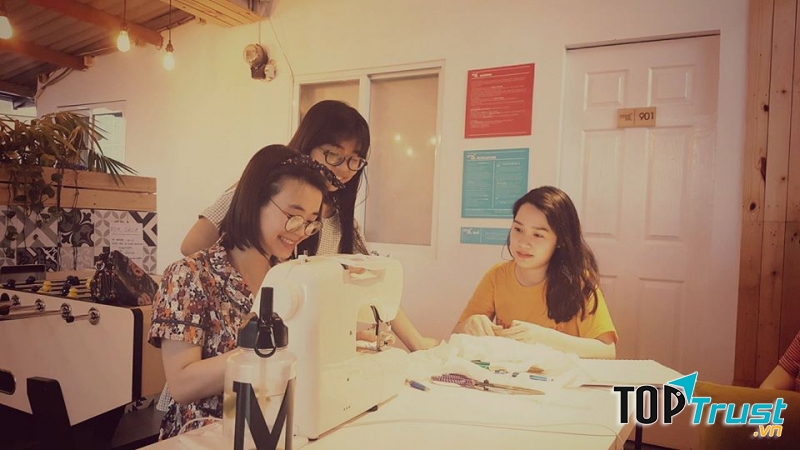 Khóa học tại Mei Sewcial House