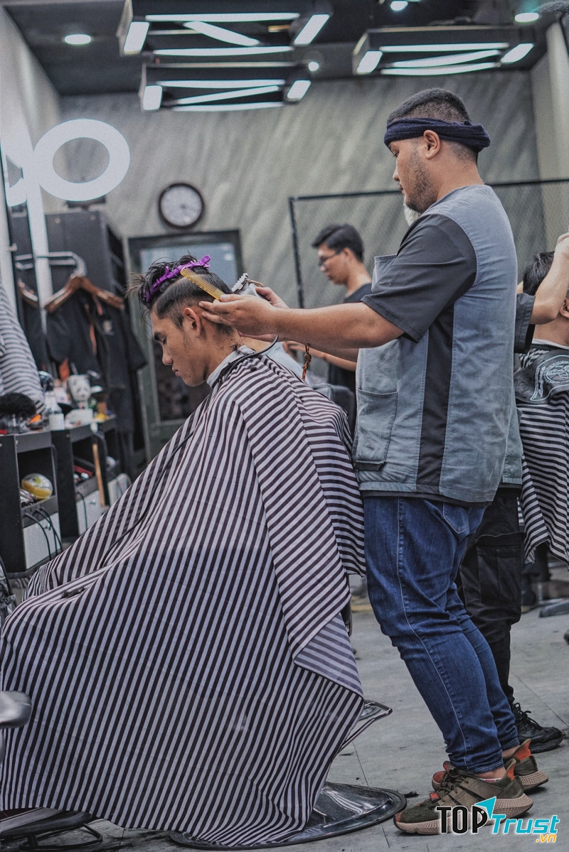 Mekong Barbershop
