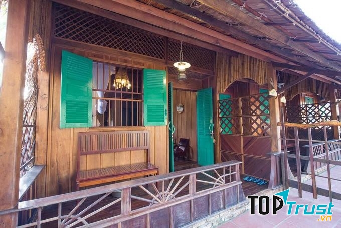 Mekong Rustic