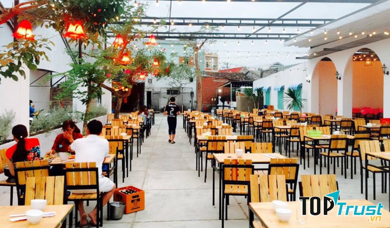 Meo Meo Beer Garden