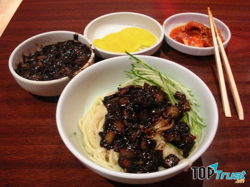 Mì đen Ja-Jang-Myeon