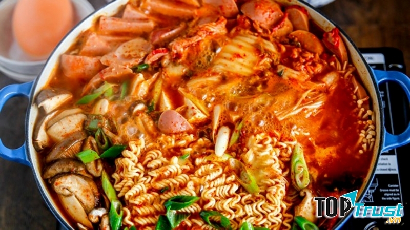 Mì kim chi Hàn Quốc