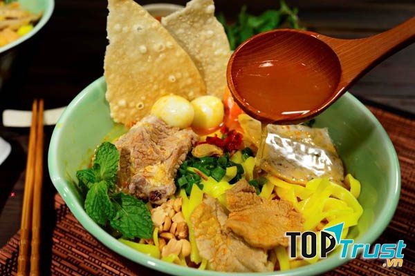 Mì Quảng Hội An