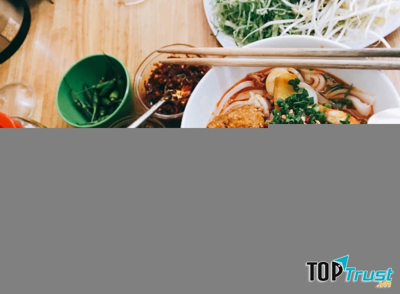 Mì Quảng Hội An - Yersin