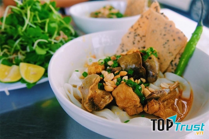 Mỳ Quảng Sâm