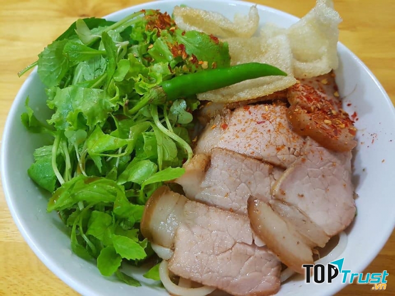 Mì quảng - Trí Hội An