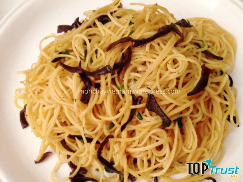 Mang đến lời chúc sức khỏe dồi dào, sống lâu trăm tuổi.