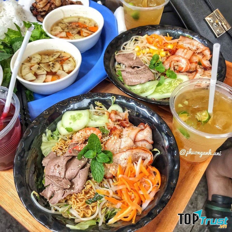 Mì tôm trộn muối ớt, bắp bò - Canh Mì Trộn