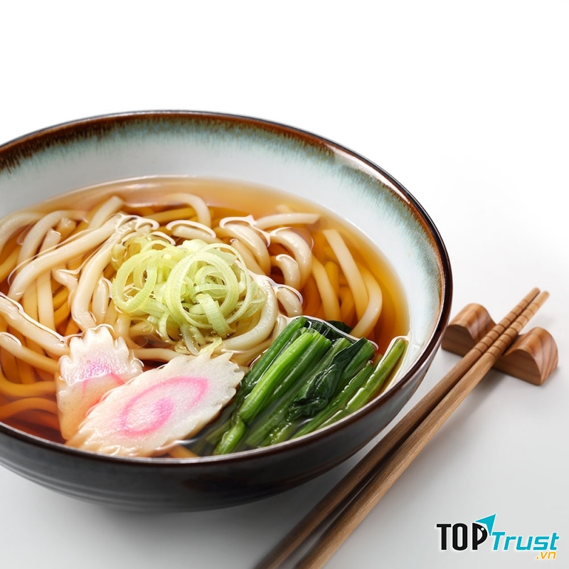 Mì Udon rất phổ biến ở mọi cửa hàng Nhật Bản (Nguồn: Sưu tầm)