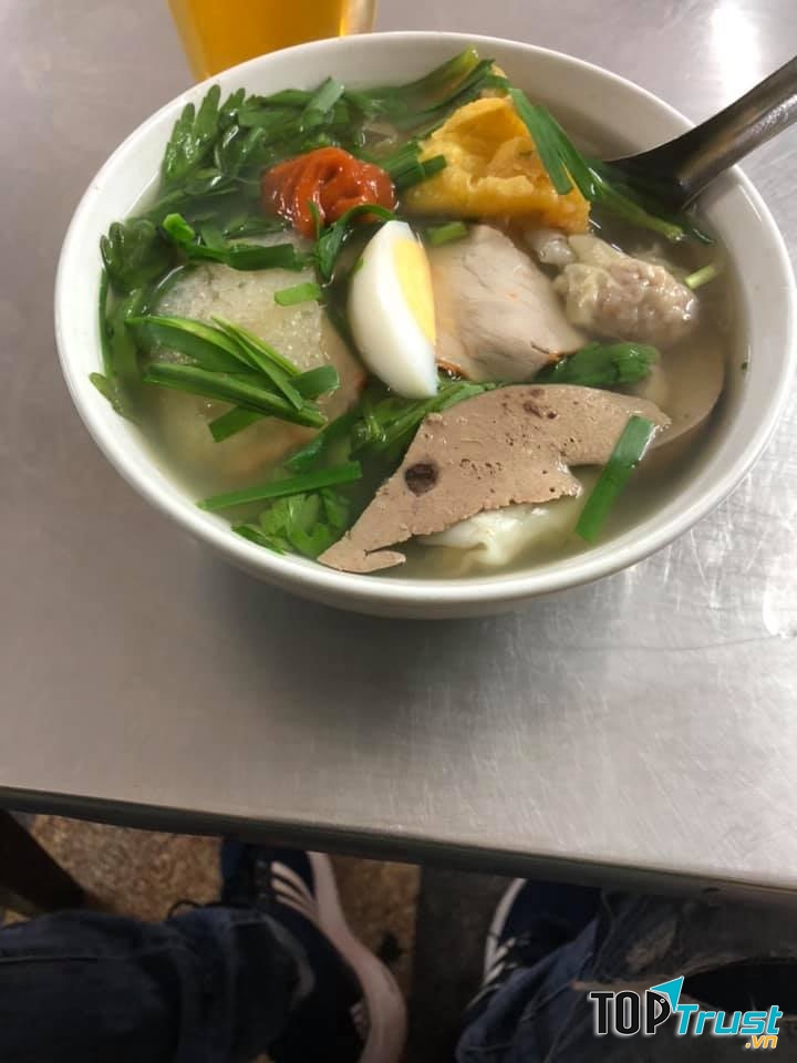 Mì vằn thắn Thắng Huyền – 125 Mai Hắc Đế