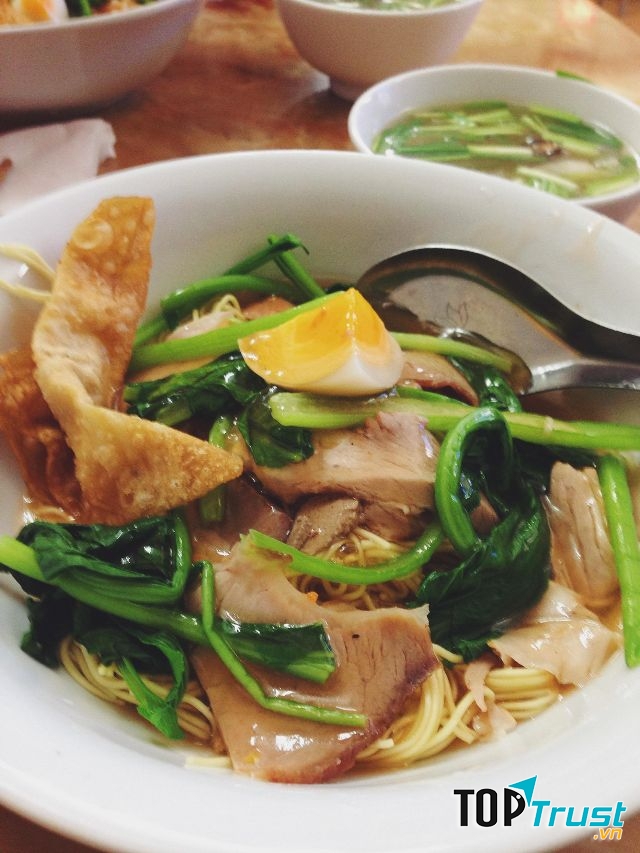 Mì vằn thắn trộn 9 Đinh Liệt