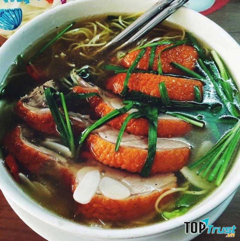 Mì vịt quay Thủy Đức - 200A Thái Thịnh