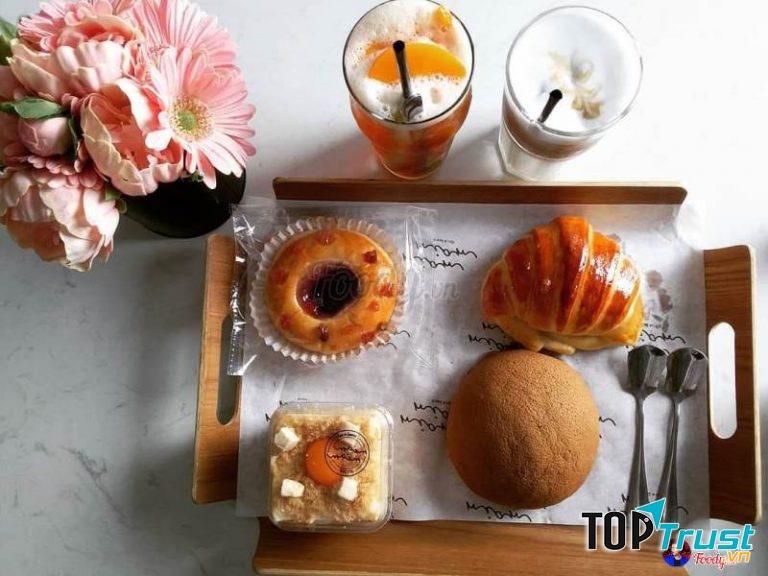 Miam Miam Bread & Cafe