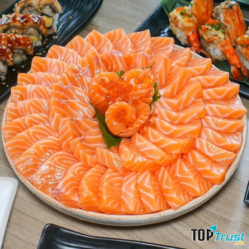 Món ăn hấp dẫn tại nhà hàng